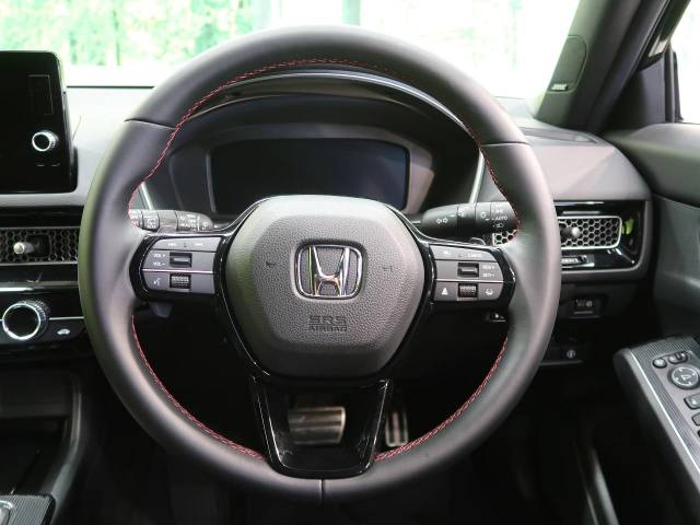 UZ0048497604_11_001.jpg