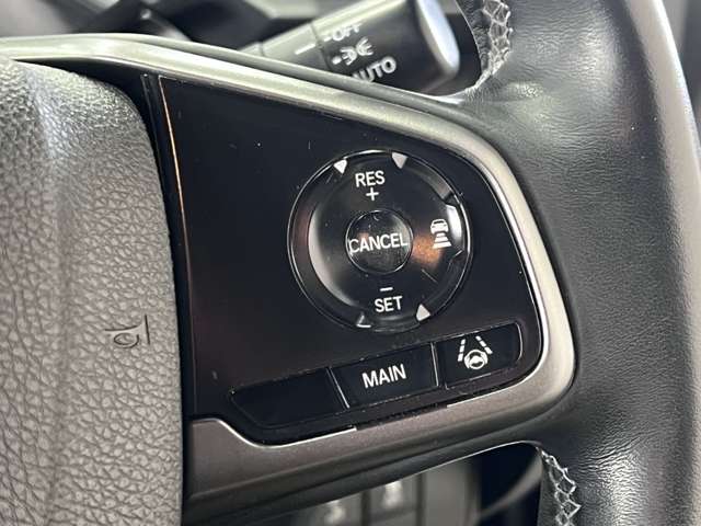 UJ0047771801_35_002.jpg