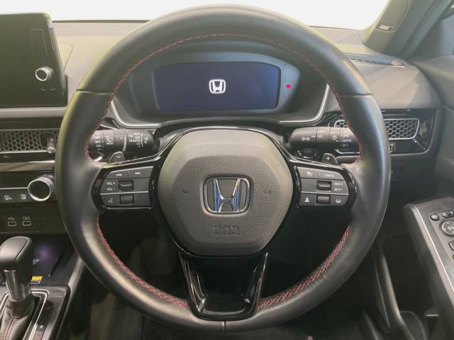 UZ0048265008_10_001.jpg