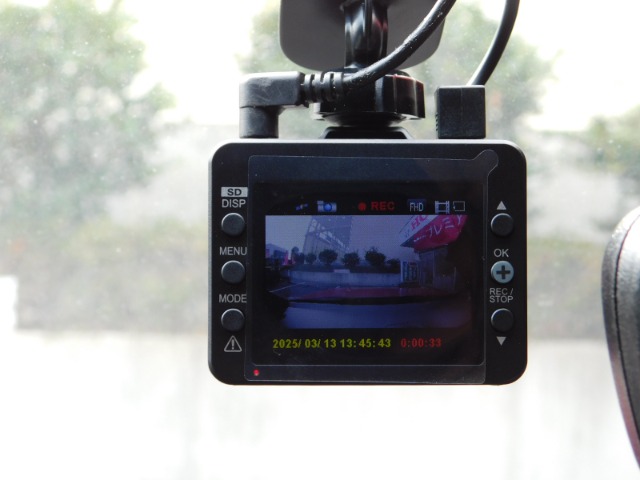UZ0048291564_5_001.jpg