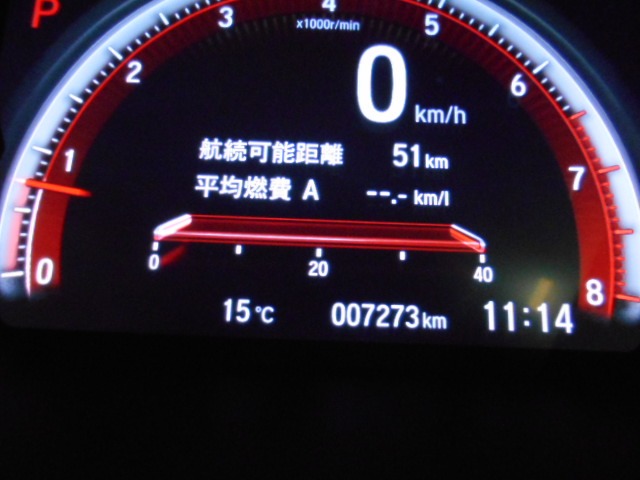 UZ0048458909_32_002.jpg