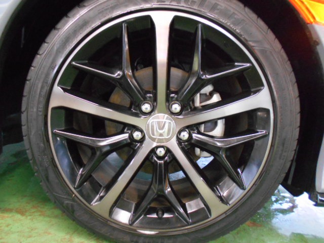 UZ0048458909_41_002.jpg