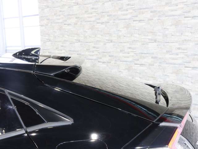 UJ0047630445_17_002.jpg