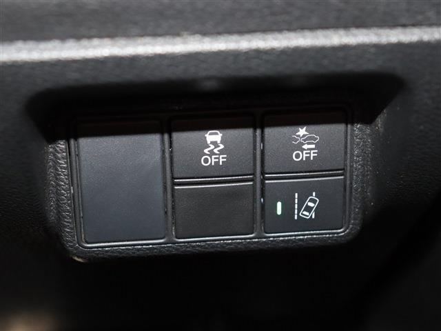 UJ0048414656_12_001.jpg