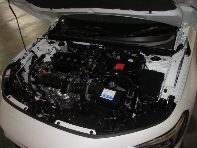 UZ0048472034_6_001.jpg