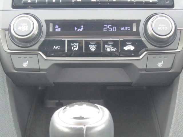 UZ0048485344_16_001.jpg