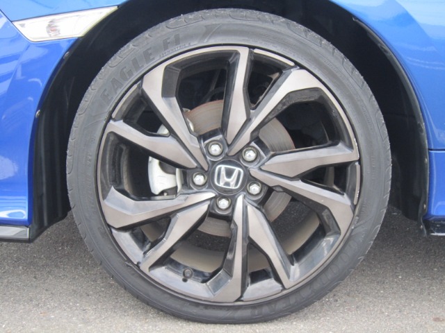 UZ0048485344_68_001.jpg