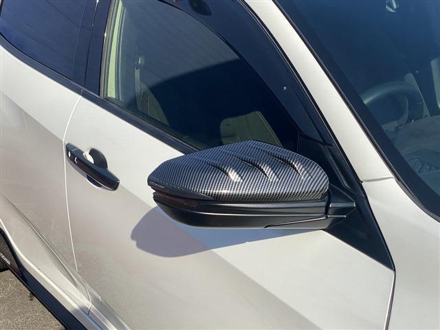 UJ0048393590_51_001.jpg