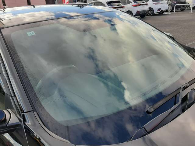 UJ0047680018_64_001.jpg