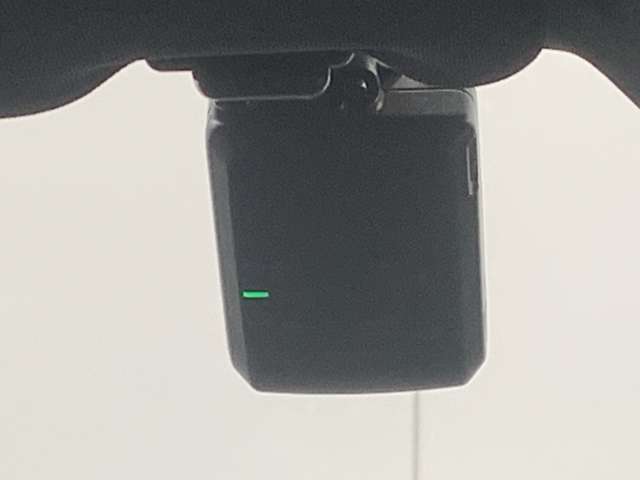 U00048565135_10_001.jpg