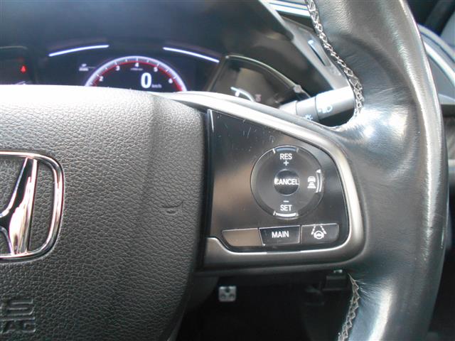 UZ0048567829_4_001.jpg