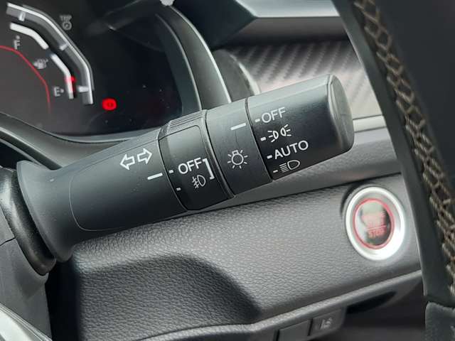 UJ0046378466_40_001.jpg