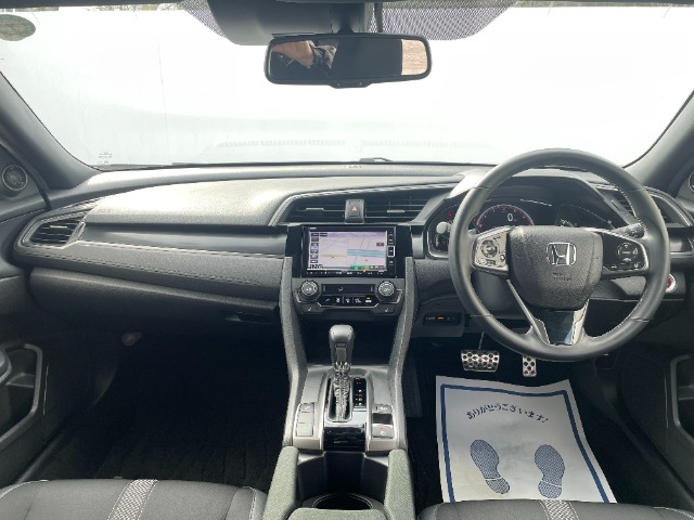 UZ0047794087_4_002.jpg