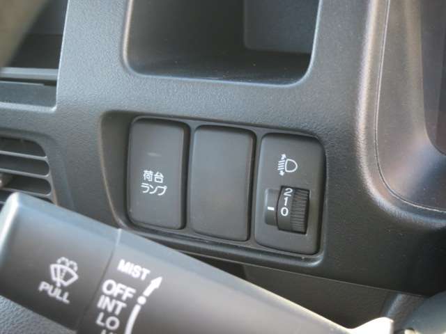 U00047287967_37_001.jpg