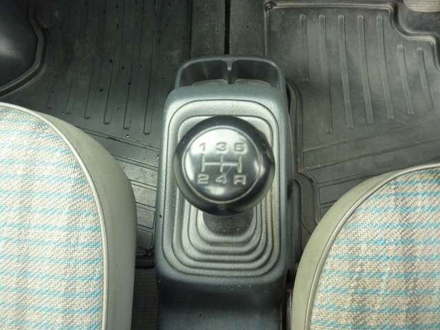 U00048412000_15_001.jpg
