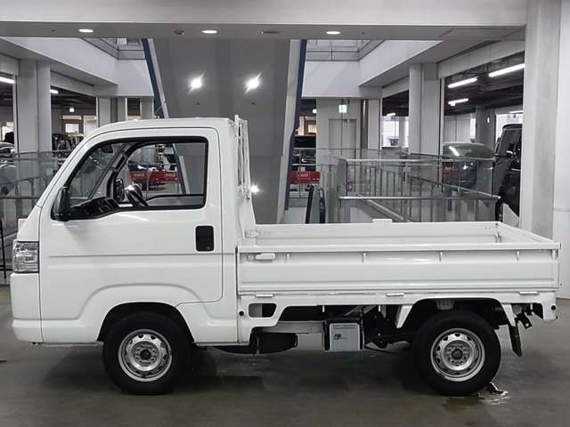UZ0048488466_12_002.jpg