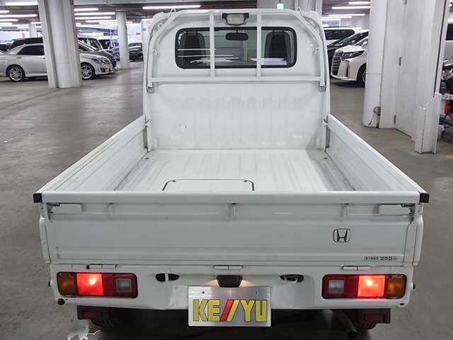 UZ0048488466_30_001.jpg