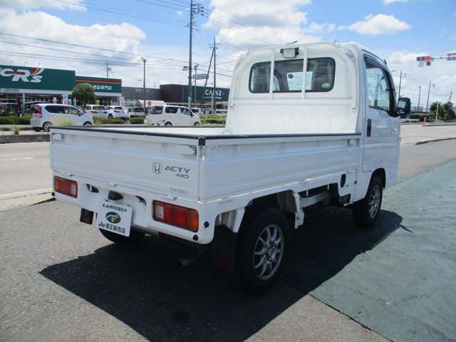 U00045877528_5_001.jpg