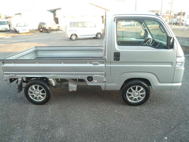U00047748276_3_001.jpg