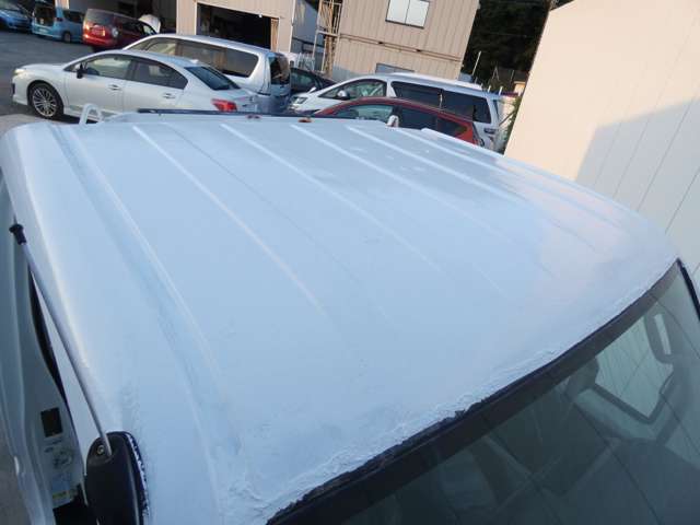 UZ0046189312_12_003.jpg