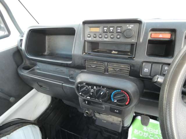 UZ0046189312_15_003.jpg