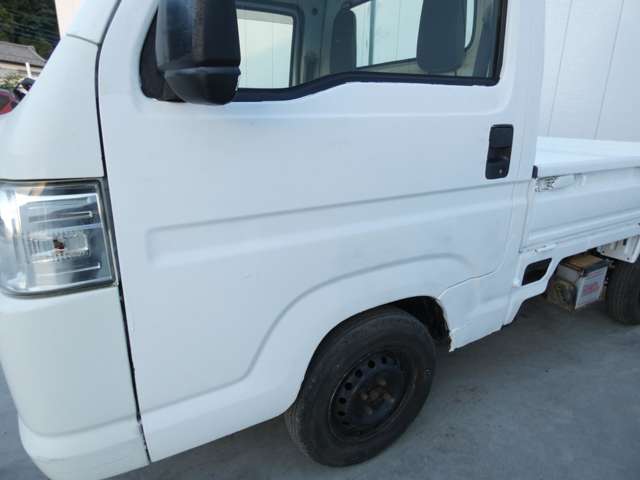 UZ0046189312_50_002.jpg