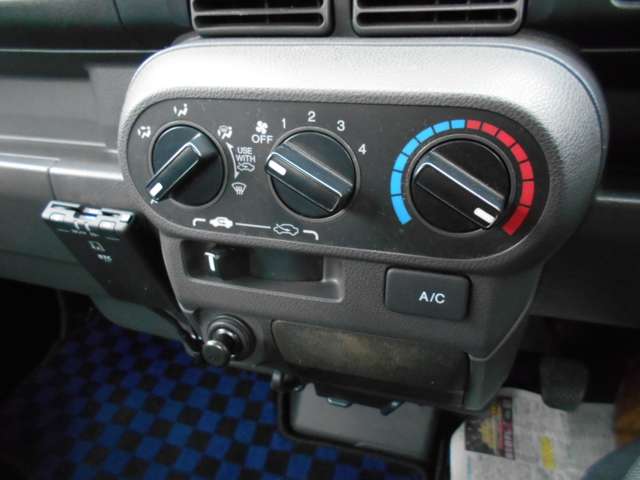U00048192670_19_001.jpg