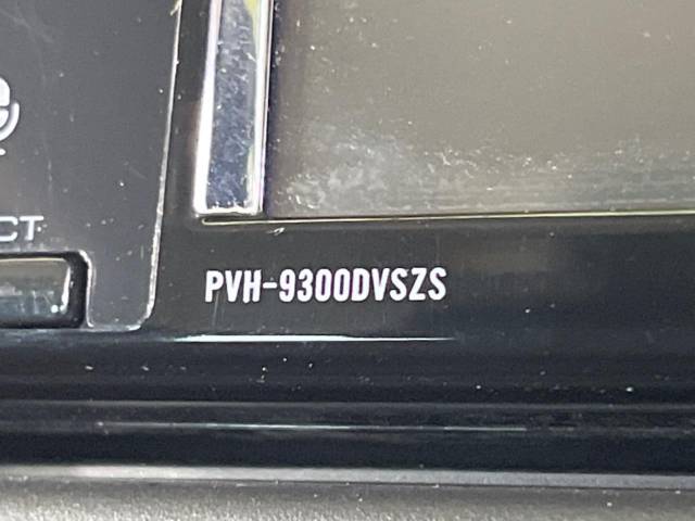 UZ0048028372_39_001.jpg