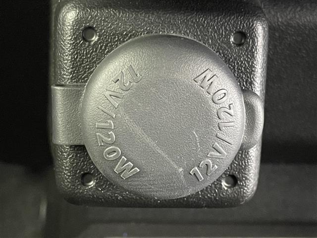 UZ0048347990_41_002.jpg