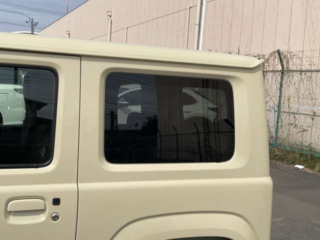 U00048278215_79_001.jpg
