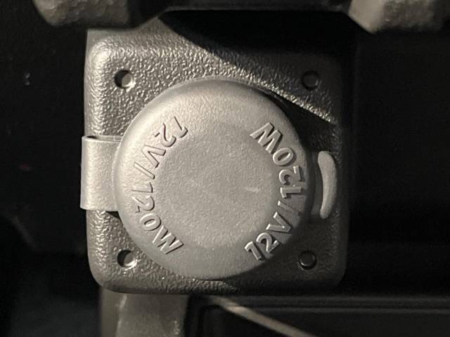 UZ0048325111_59_001.jpg