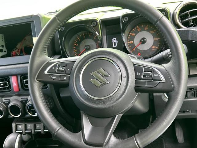 UZ0048393873_9_001.jpg