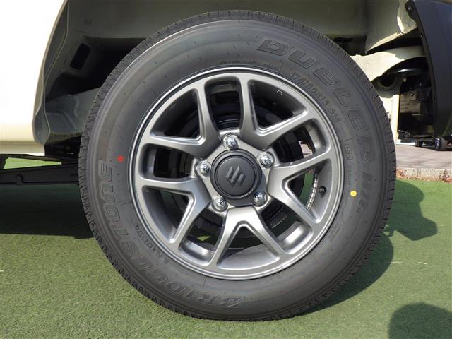 UZ0048395749_40_002.jpg