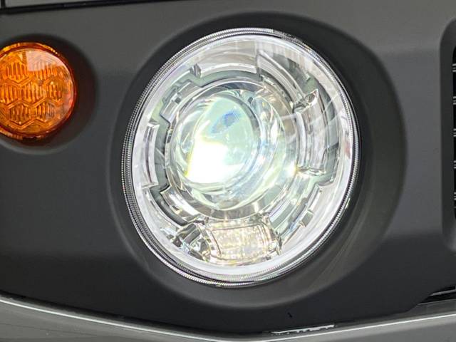 UZ0046745350_68_001.jpg