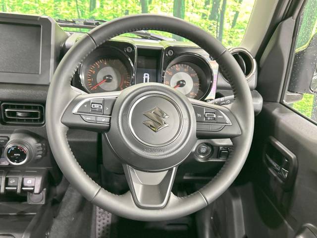 UZ0048165327_10_001.jpg