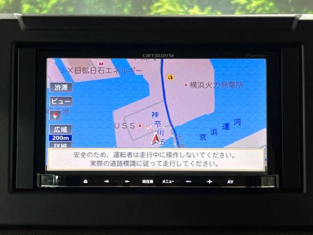 UZ0048097400_31_001.jpg