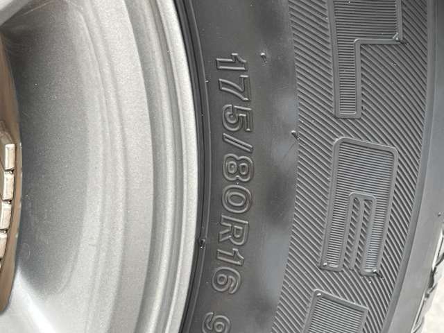 U00048270014_82_001.jpg
