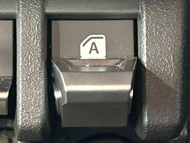 UZ0048176002_46_001.jpg