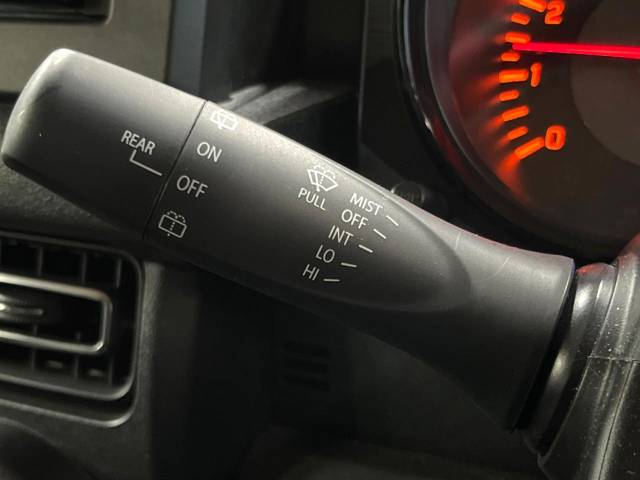 UZ0048097346_41_001.jpg