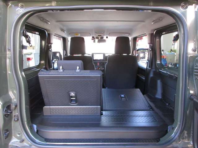 U00047872121_57_001.jpg