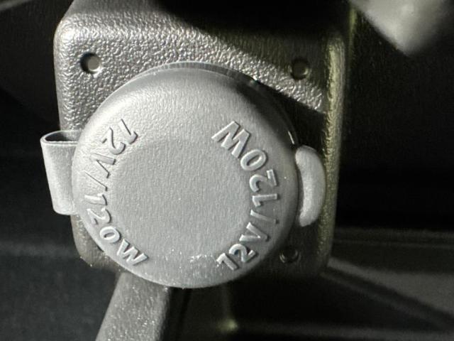 UZ0047892018_47_001.jpg