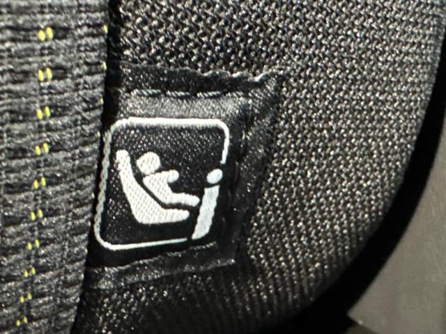 UZ0047892018_58_001.jpg