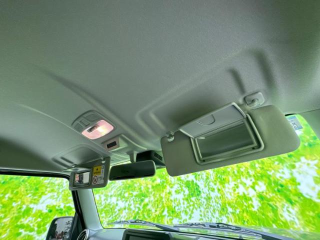 UZ0048192790_38_001.jpg