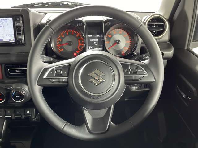 UZ0048436095_36_003.jpg