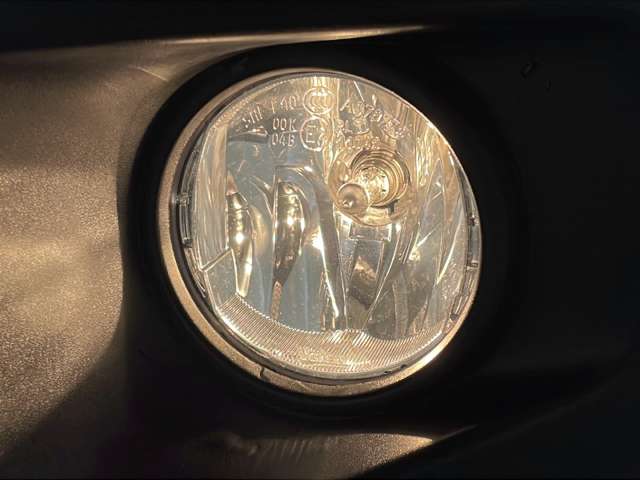 UZ0048436095_62_002.jpg