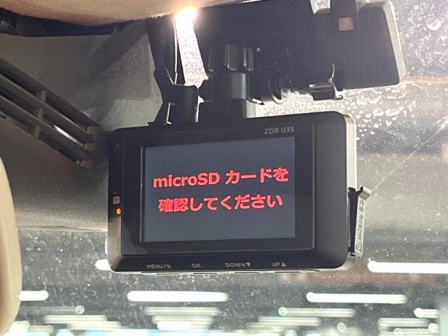 UZ0047775240_6_001.jpg