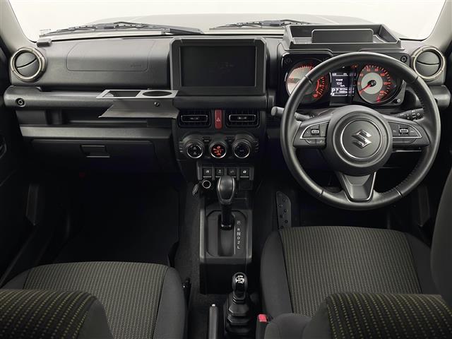 UZ0048087040_7_002.jpg