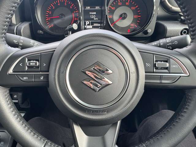 UZ0048184138_41_002.jpg