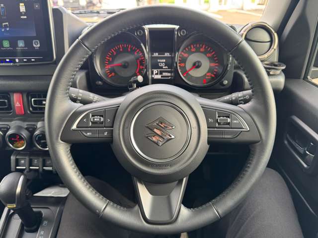 UZ0048184138_42_002.jpg
