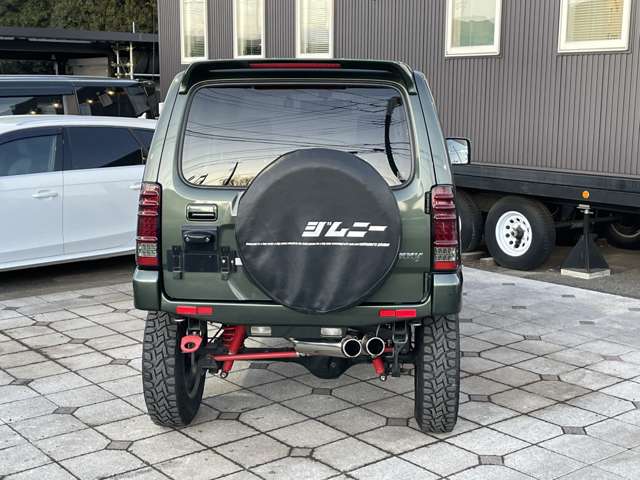 UJ0047935871_31_001.jpg